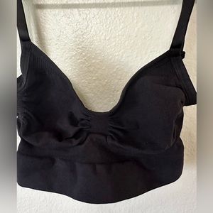 SKIMS Seamless Sculpting Bra